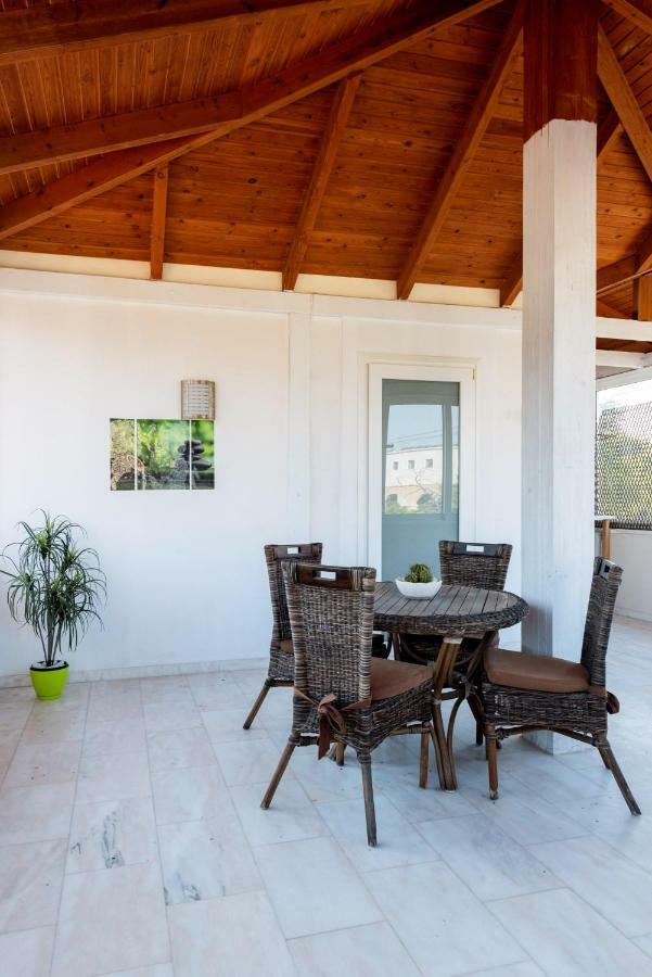 Nicole'S Garden Villa Kallithea  Bagian luar foto