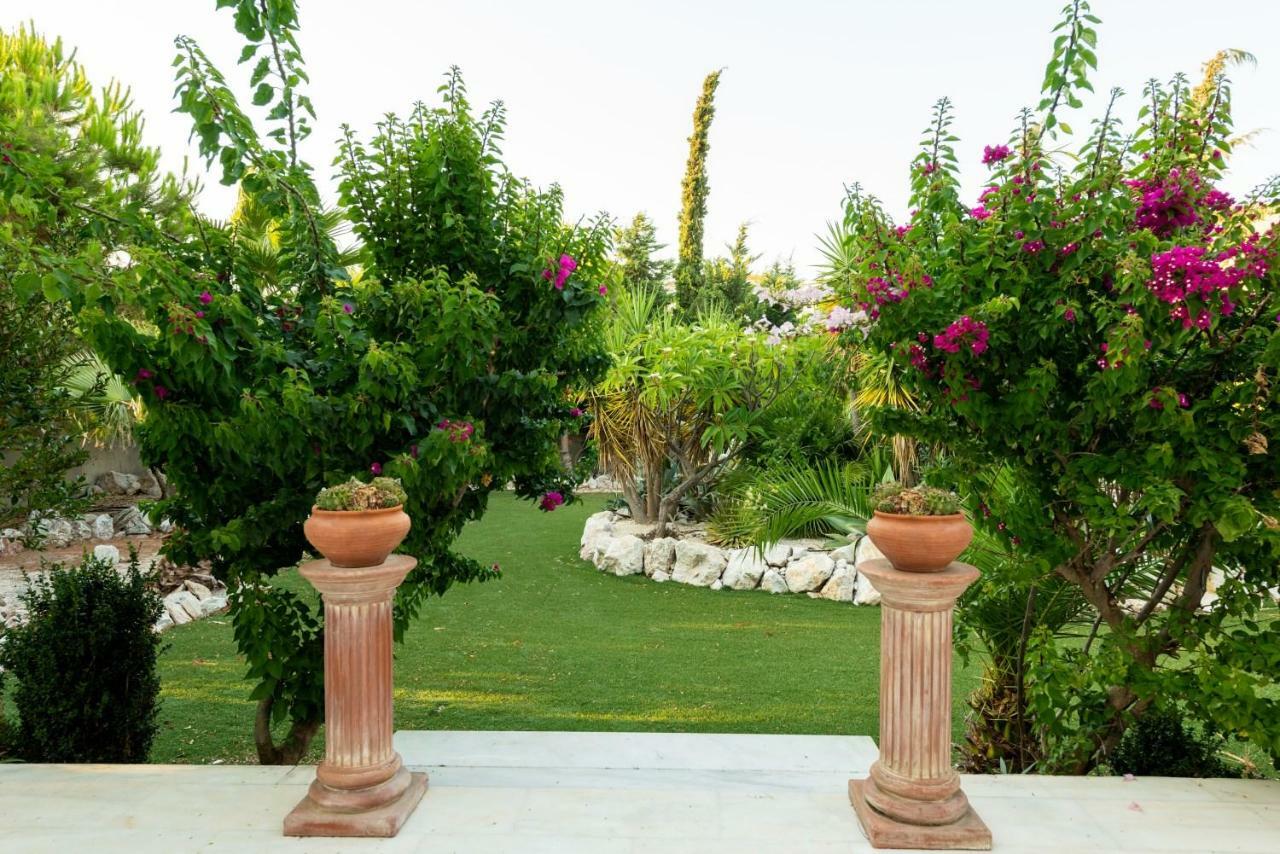 Nicole'S Garden Villa Kallithea  Bagian luar foto
