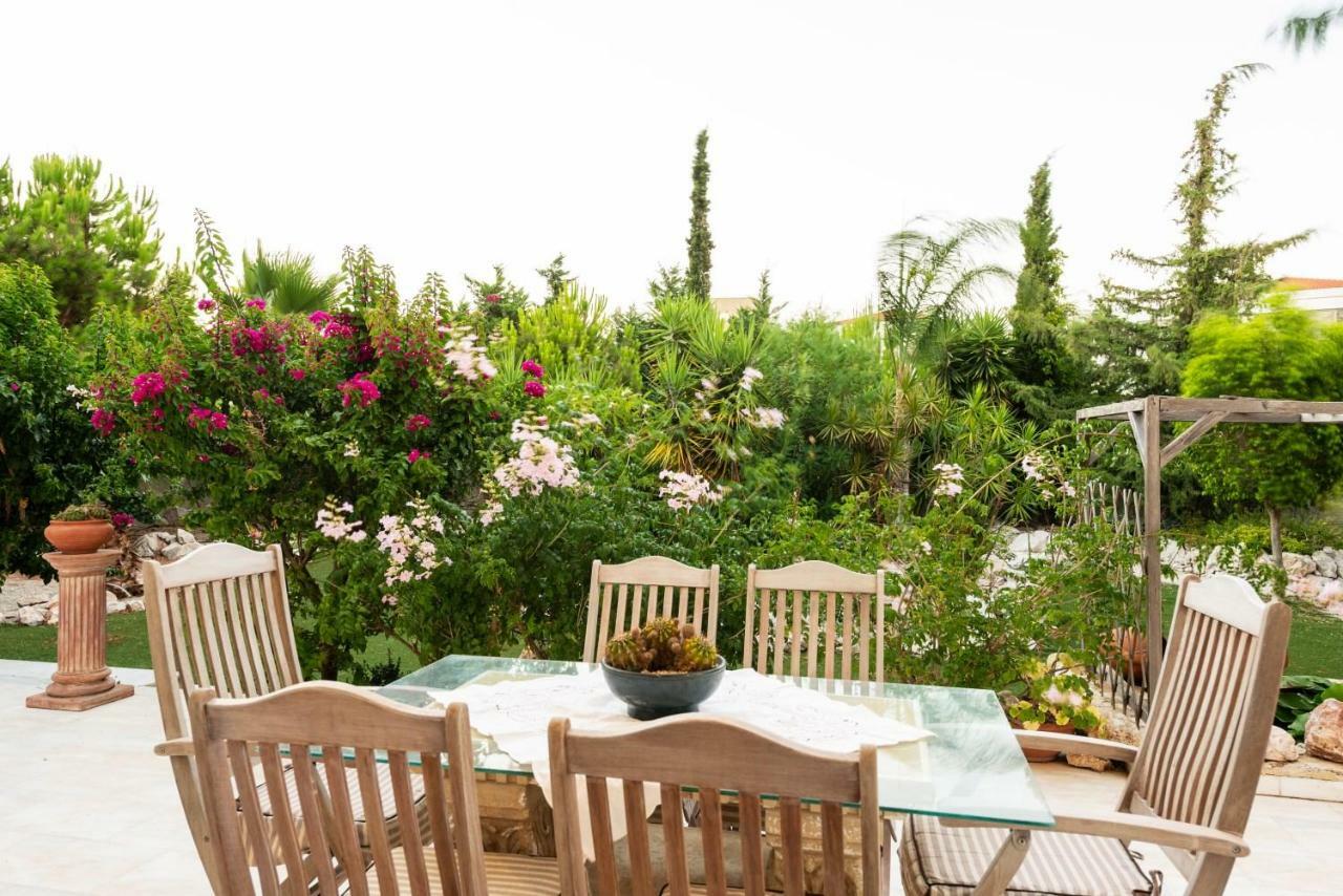Nicole'S Garden Villa Kallithea  Bagian luar foto